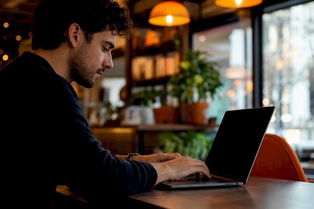 5 Ready LinkedIn About Templates for IT That Get Recruiters to Click